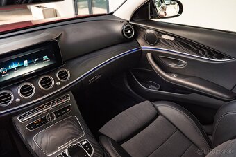 Mercedes-Benz E 220d 4Matic AMG Line / Night Paket / DPH - 13