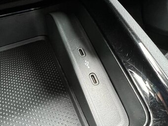 Škoda Kamiq Style 1.0 TSI 85kW,MT/6, BENZÍN, 2020, 82494 km - 13