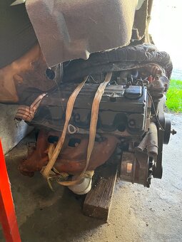 Mercedes Benz w124 coupe - 13