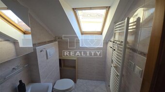 TU reality ponúka Jedinečný 3-izbový podkrovný byt v... - 13