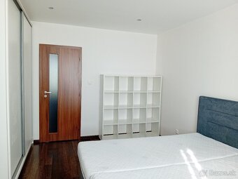 REZERVOVANE Dám do prenájmu pekný priestranný 2,5 izbový byt - 13