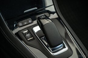 Opel Grandland GS PHEV 225k 4X2 AT8 REZERVOVANE - 13