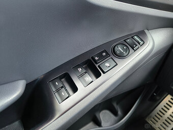 Hyundai Ioniq Electric - 13