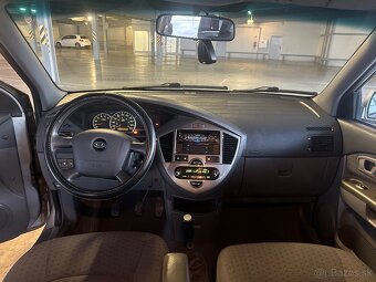 KIA Carens 2004 2.0 CRDi 82kW 124500km 5st. Manuál - 13