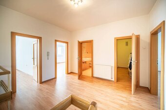 TOREA - 5i RODINNÝ DOM NA PREDAJ - ul. GEN. SVOBODU - MUŠKÁT - 13