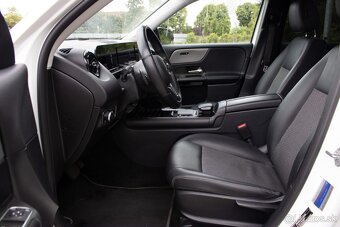 Mercedes-Benz GLB 180d A/T - 13