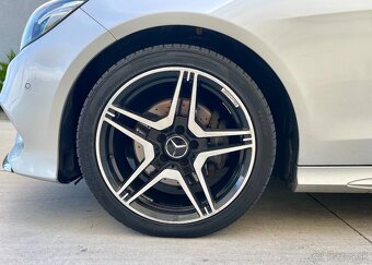 Mercedes-Benz E 250 CDI 4MATIC AMG - 13