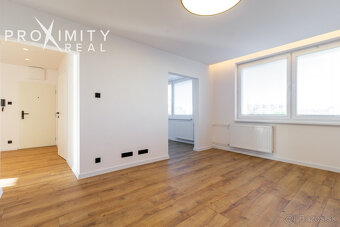 REZERVOVANÉ Na predaj štýlový 3-izbový byt po kompletnej re - 13