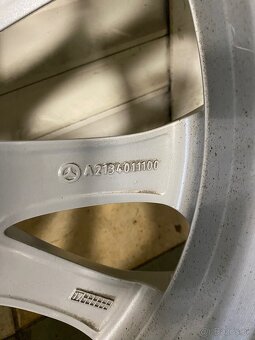 Zimná sada Mercedes Benz 5x112 r18 245/45 - 13