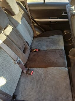 Suzuki Grand Vitara 1.9 TDi - 13