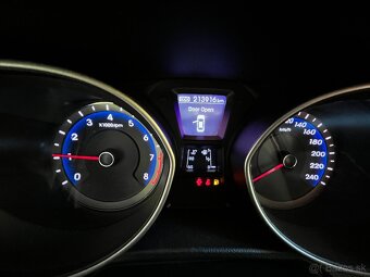 Predam Hyundai i30 1.6 88kw 2013 - 13