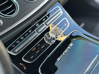 Mercedes-Benz E trieda Kombi 350 d AMG úprava - 13