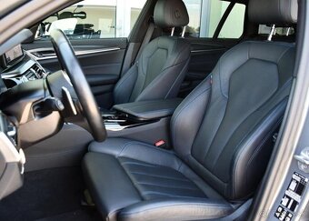 BMW Řada 5 530d xD M-SPORT TAŽNÉ ČR 210 kw - 13