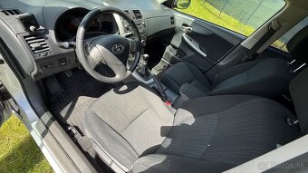 Toyota Corolla 1.6 Benzin / 2010, SR pôvod - 13