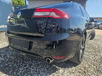 Renault Laguna 2.0 dCi 180k Bose - 13