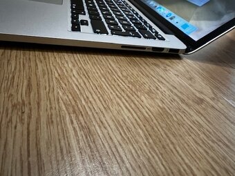 Apple MacBook pro 13” RETINA + obal /2015 SUPER CENA/ - 13