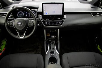 Toyota Corolla Cross 2.0 Hybrid 197k e-CVT STYLE 4x4 - 13