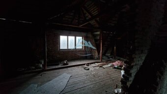 Rodinný dom s potenciálom na podnikanie v obci Malé Zlievce  - 13