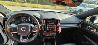 Volvo XC40 - 13