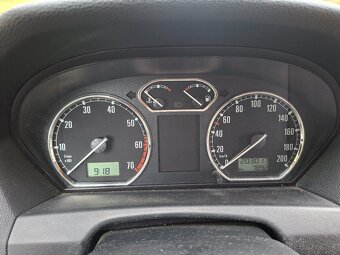 Skoda fabia 1.4 Mpi benzín 50kw - 13
