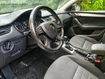 Škoda Octavia combi  2,0 TDi , 110kw,  DSG. - 13