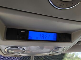 VW T5 Multivan 2.5 TDi • 128 kW • Klima • Webasto - 13