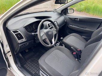 Hyundai i20 1.2i 16V Comfort - 13