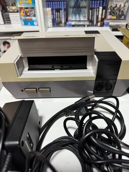Nintendo NES - 13