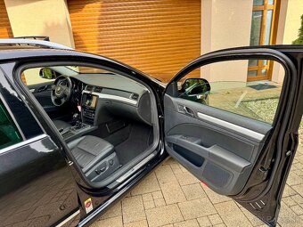 Skoda Superb COMBI 2.0tdi 125kw 4x4+NAVI+Panorama+TOP stav - 13