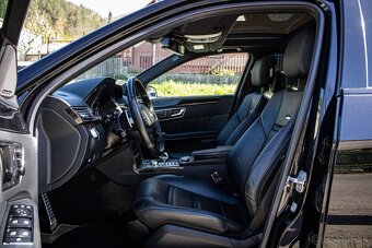 Mercedes E 63 AMG Performance, Krásny stav, Pano, Distronic - 13