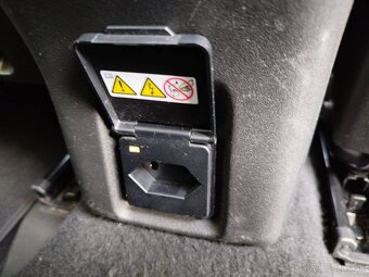 Jeep Renegade 2.0 4X4 AUTOMAT / UZAVIERKA - 13