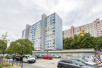 Prenájom 2i štýlový, kompletne zariadený byt, Gabčíkova - 13