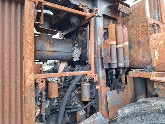 CATERPILLAR 930H 4X4 - 13