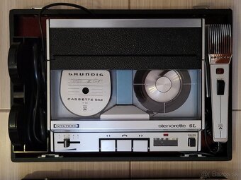 Predám kufríkový magnetofón–diktafón GRUNDIG - stenorette SL - 13
