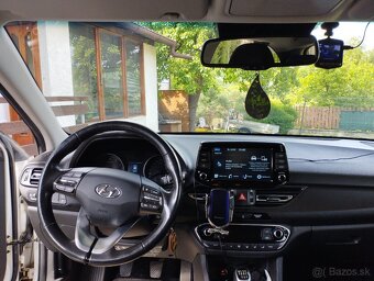 Predám Hyundai i30 Combi - 13