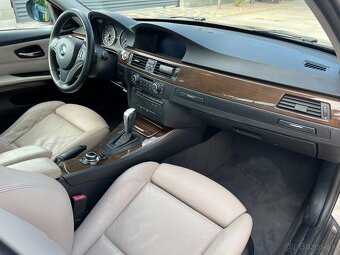 BMW rad 3 320d 184k xDrive A/T - 13