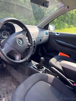 Predám Škoda Fabia, 1.2 benzín, 47 kW, strieborná metalíza - 13