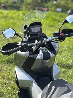 Honda ADV 350 Smart TOP BOX - 13