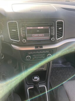 VW Sharan 2.0TDI manuál - 13