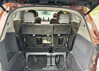 Toyota Sienna XLE 2,5hybrid AWD 2021 nový model - 13