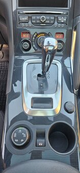 Peugeot 3008 1.6 e-HDi FAP STT Style BVMP6 - 13