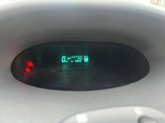 Toyota Yaris - 13