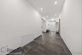 Rodinný dom s veľkým pozemkom v obci Vrakuň na predaj - 13