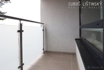 Luxusný 2 izbový byt s balkónom, vlastným kúrením a parkova - 13