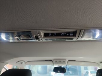 VW Caravelle Long T5.1 2.0 tdi 103 - 13