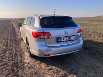 Toyota Avensis T27 Kombi - 13