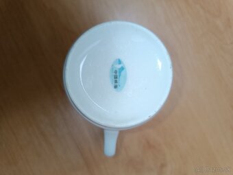 Sklo a porcelán - 13