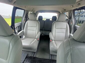 TOYOTA SIENNA XLE 3,5 V6 AWD 2015 NOVÝ MODEL 7 míst LPG - 13
