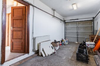 RD s garážou, gazdovský dom, pozemok 2390 m2 - MÉRA - 13