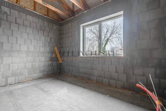 ALL INCLUSIVE l NA PREDAJ 3 IZBOVÝ RODINNÝ DOM-NOVOSTAVBU, H - 13